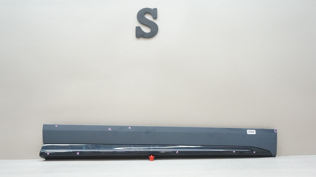 2018-2020 AUDI Q5 BASIS FRONT RIGHT LOWER DOOR MOLDING TRIM OEM 80A853960A