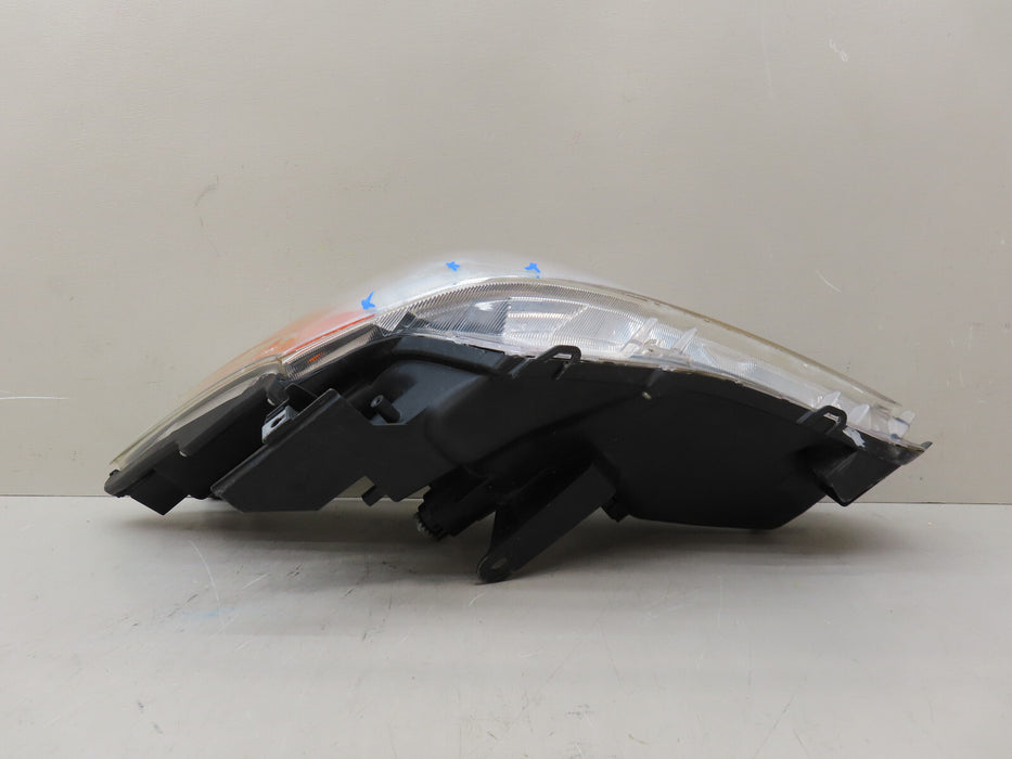 2012-2014 TOYOTA PRIUS V FRONT RIGHT PASSENGER SIDE HALOGEN LAMP OEM