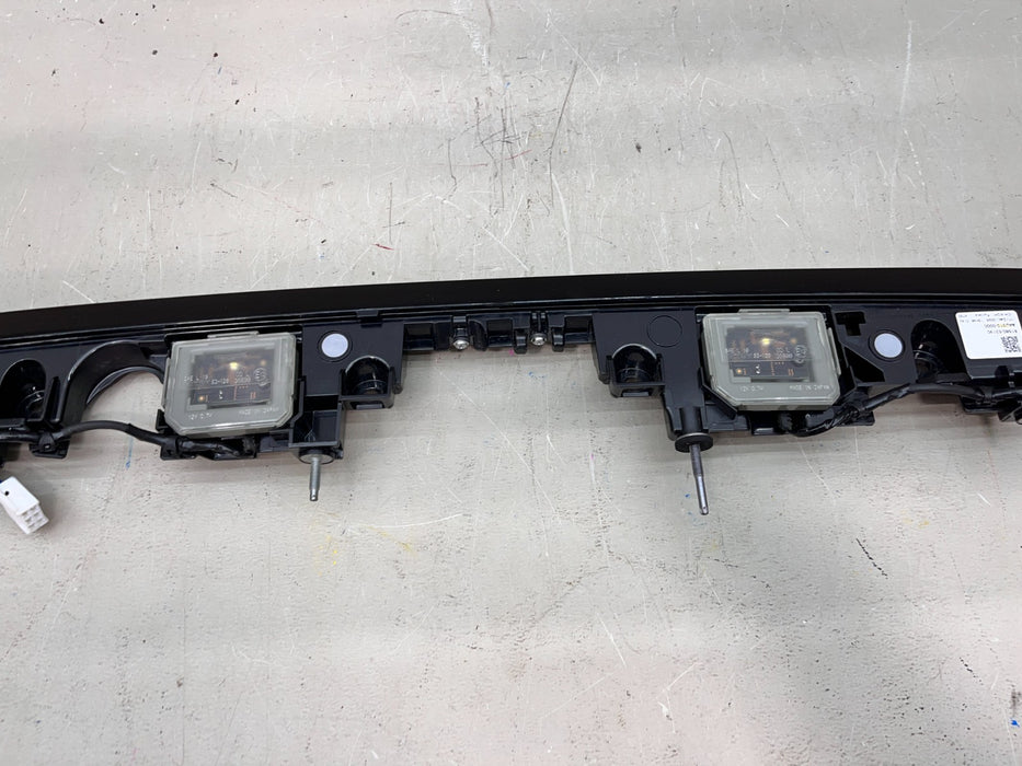 2021-2025 LEXUS IS300 IS350 IS500 CENTER TAIL LIGHT OEM 81580-53190