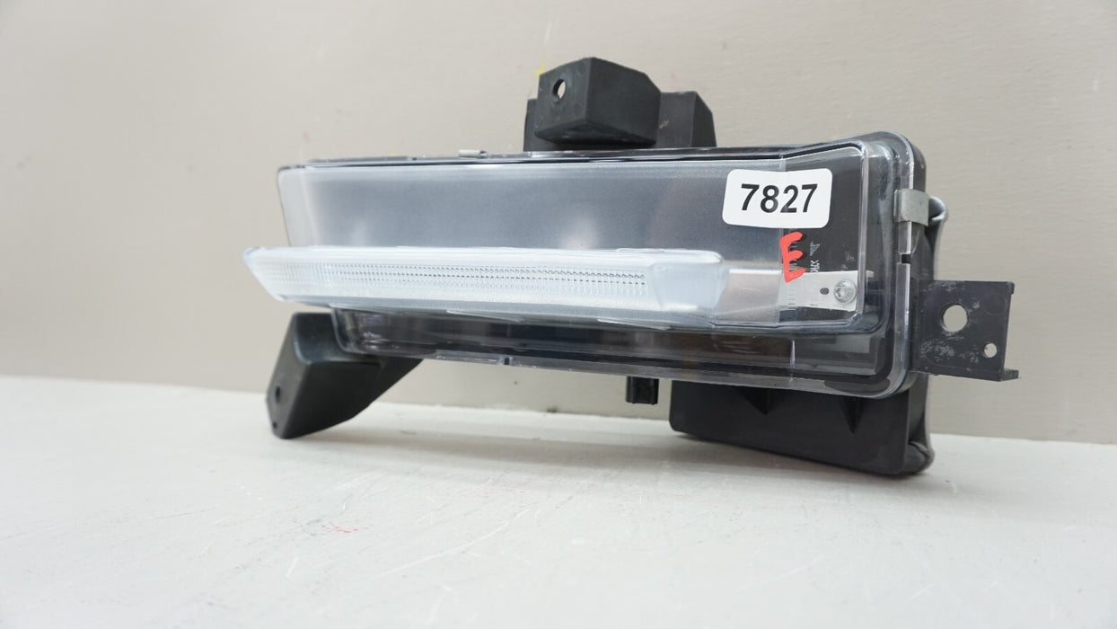 2016-2018 CHEVROLET CAMARO LEFT SIDE DAYTIME RUNNING LIGHT DRL FOG LIGHT OEM