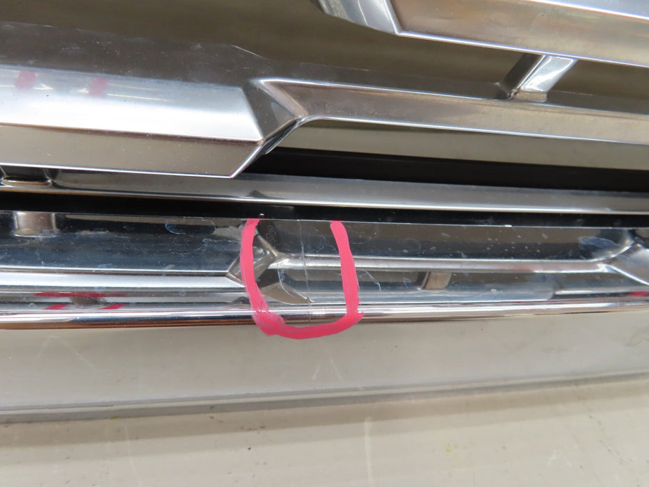2018-2020 GMC YUKON XL DENALI FRONT UPPER BUMPER GRILLE GRILL OEM 84722260