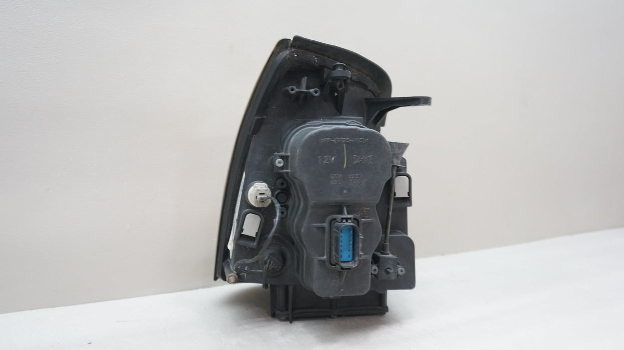 2004-2009 CADILLAC SRX FRONT LEFT DRIVER SIDE HEADLIGHT OEM