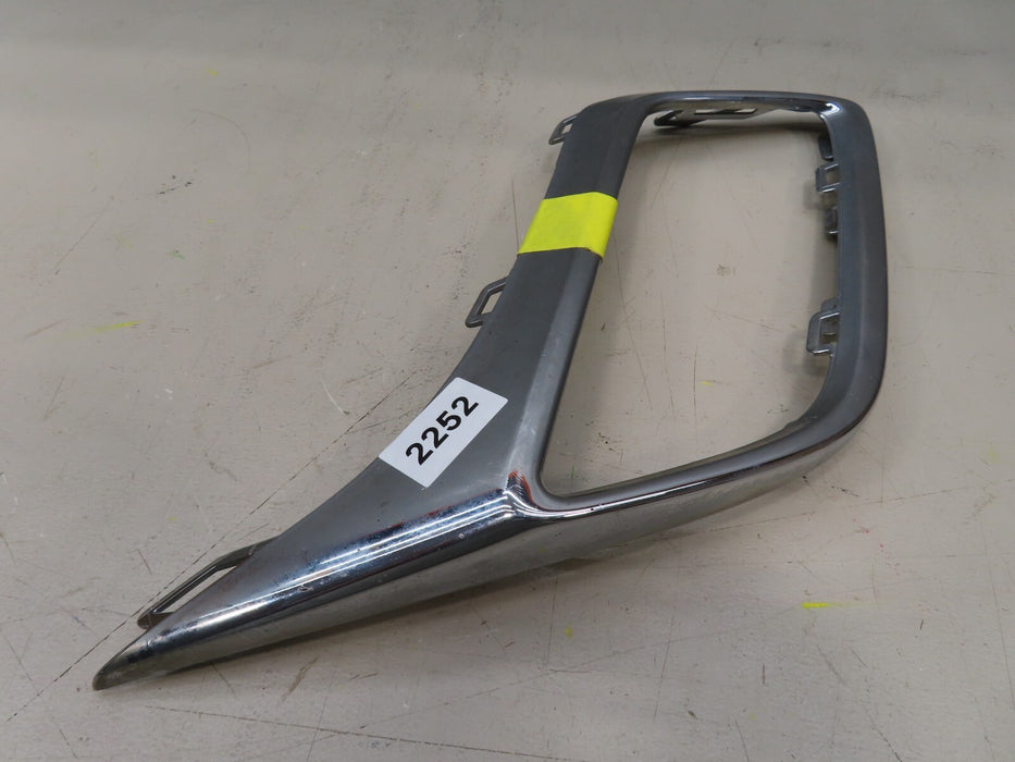 2018-2020 VOLKSWAGEN TIGUAN REAR RIGHT SIDE BUMPER COVER TRIM OEM 5NN807834