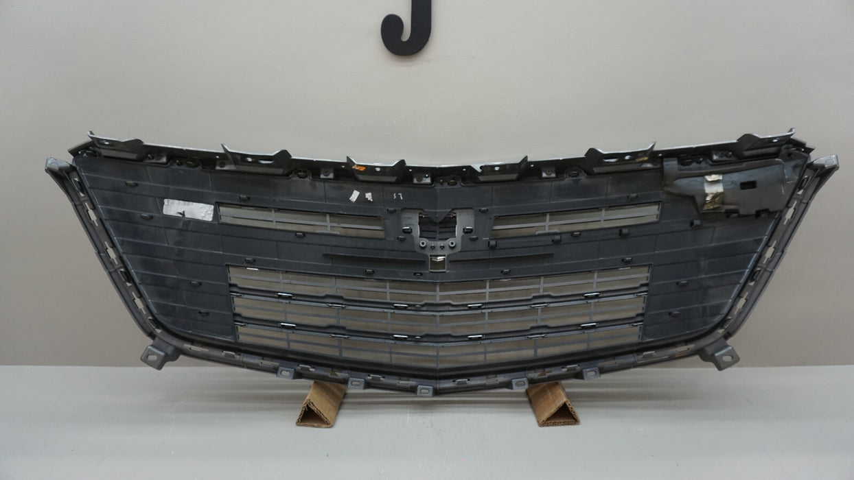2017-2019 CADILLAC XT5 FRONT UPPER MAIN GRILLE 23383607 OEM 17 18 19