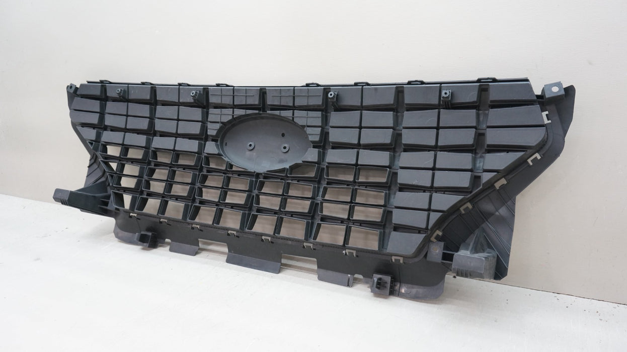 2020-2025 HYUNDAI VENUE FRONT UPPER RADIATOR GRILLE 86350-K2000 OEM