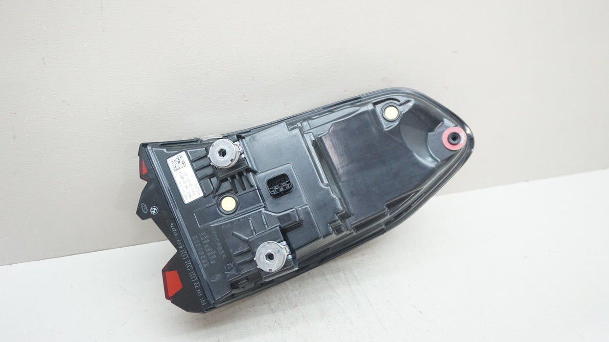 2022-2024 BMW X7 G07 LEFT DRIVER SIDE OUTER TAIL LIGHT OEM 9881355-09