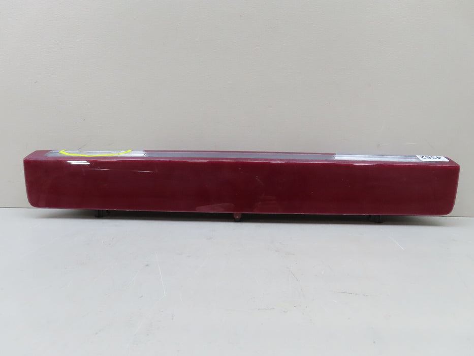 2019-2023 CHEVROLET GMC SILVERADO/SIERRA 3RD BRAKE TAIL LIGHT OEM 84419006