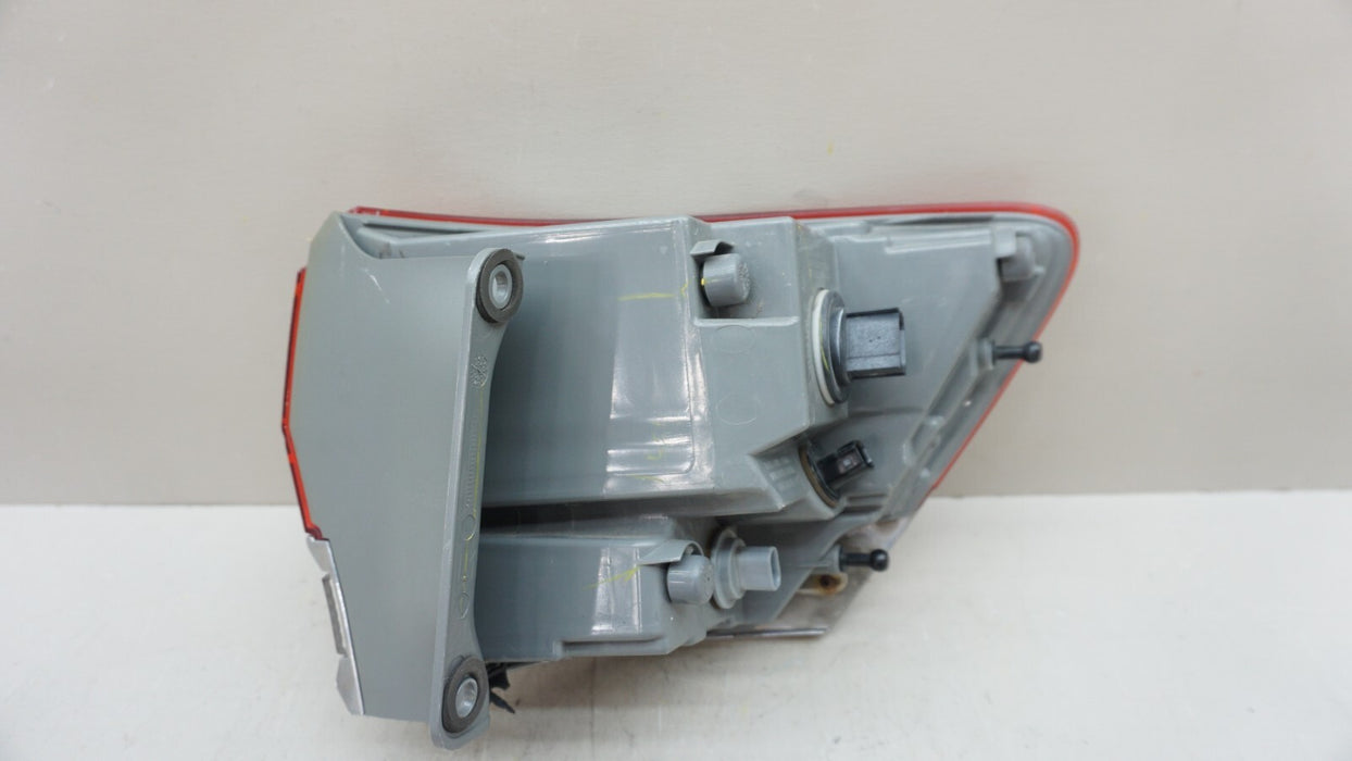 2014-2021 JEEP GRAND CHEROKEE REAR LEFT DRIVERS SIDE TAIL LIGHT OEM