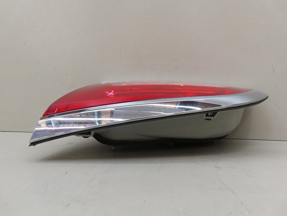 2013 - 2017 BUICK ENCLAVE RIGHT PASSENGER SIDE BACK UP INNER TAIL LIGHT OEM