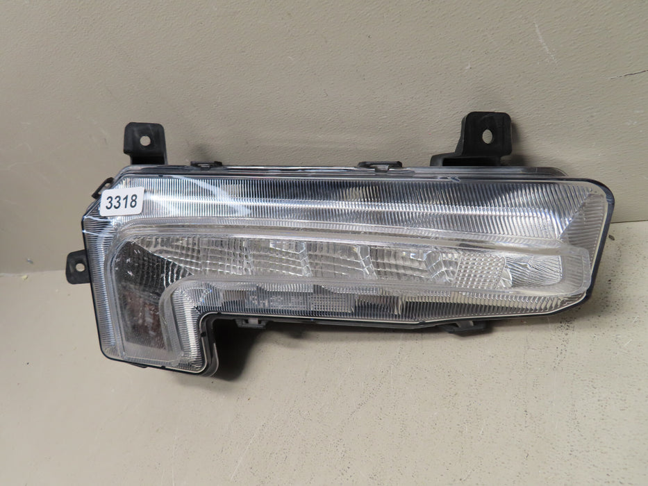 2016 2017 2018 CHEVROLET MALIBU RIGHT SIDE FOG LIGHT LAMP OEM