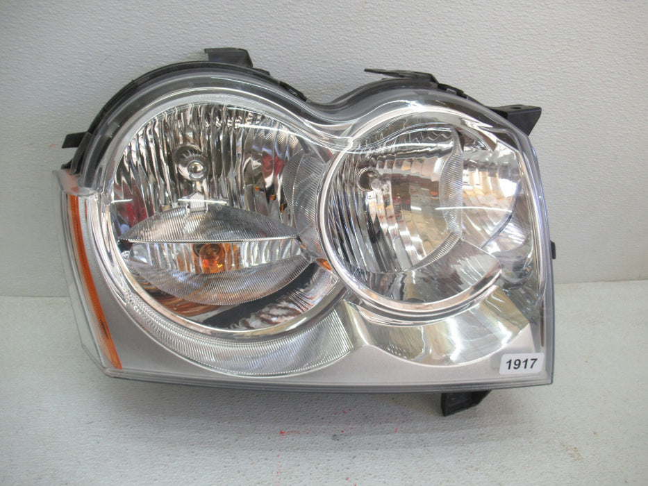 2005 - 2007 JEEP GRAND CHEROKEE LEFT DRIVER SIDE HALOGEN HEADLIGHT LAMP OEM