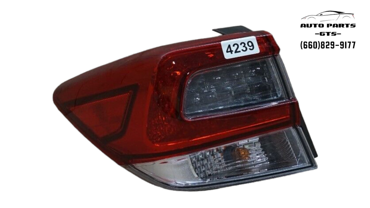 2017-2019 SUBARU CROSSTREK REAR LEFT DRIVERS SIDE TAIL LIGHT OEM 17 18 19