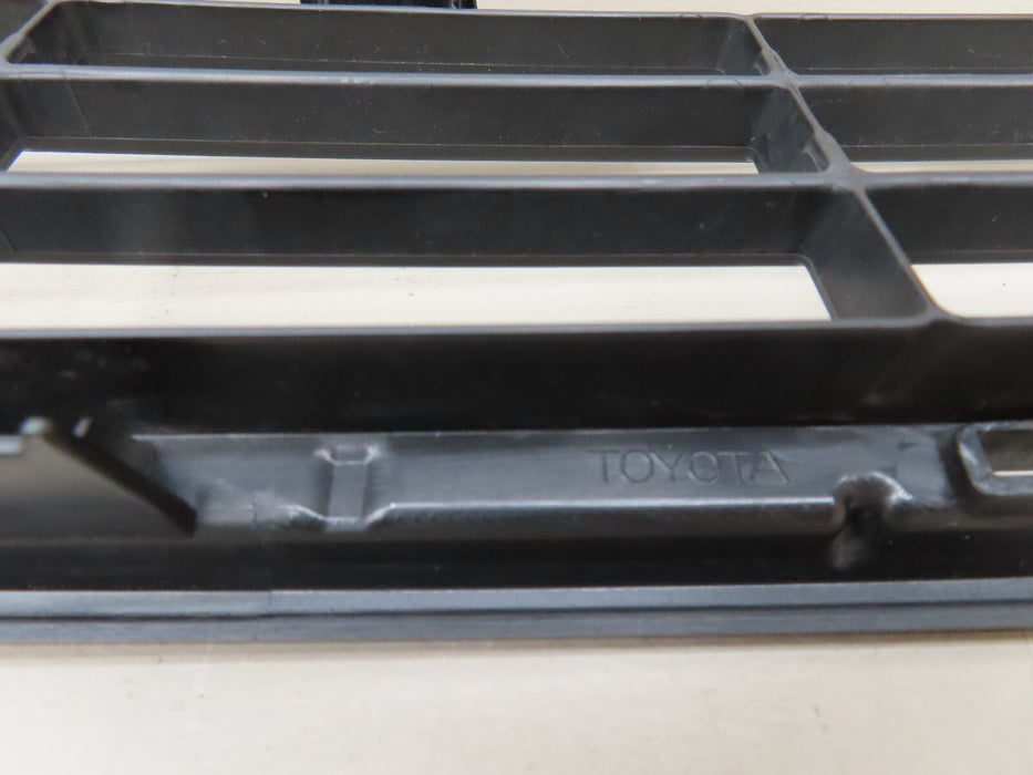 2017 2018 TOYOTA RAV4 FRONT LOWER BUMPER GRILLE GRILL OEM 53112-42100