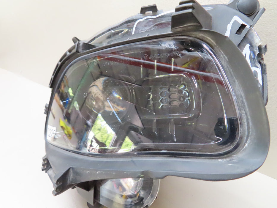 2014-2018 JEEP CHEROKEE FRONT RIGHT PASSENGER SIDE LIGHT HEADLIGHT LAMP OEM