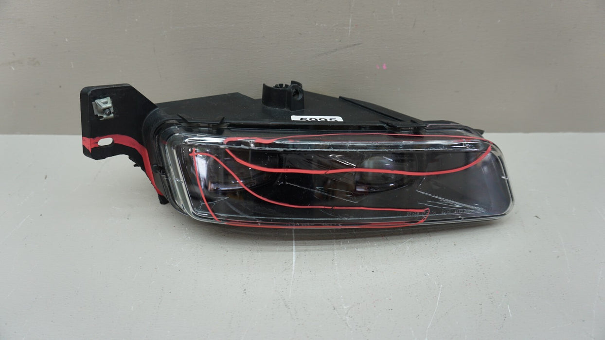 2017-2021 JEEP GRAND CHEROKEE FRONT LH LEFT DRIVER SIDE FOG LIGHT OEM