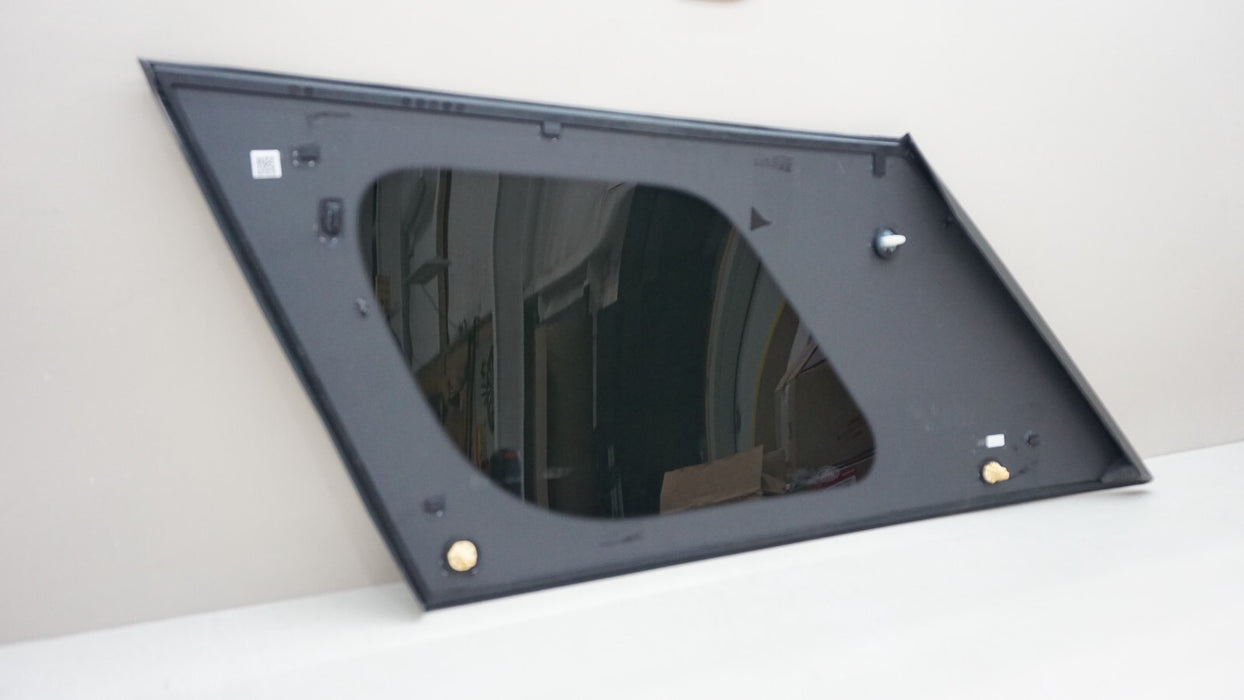 2023-2025 RANGE ROVER SPORT REAR RIGHT QUARTER WINDOW GLASS OEM