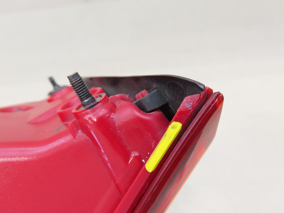 2016 2017 2018 HYUNDAI TUCSON REAR LEFT DRIVER TAIL LIGHT INNER OEM