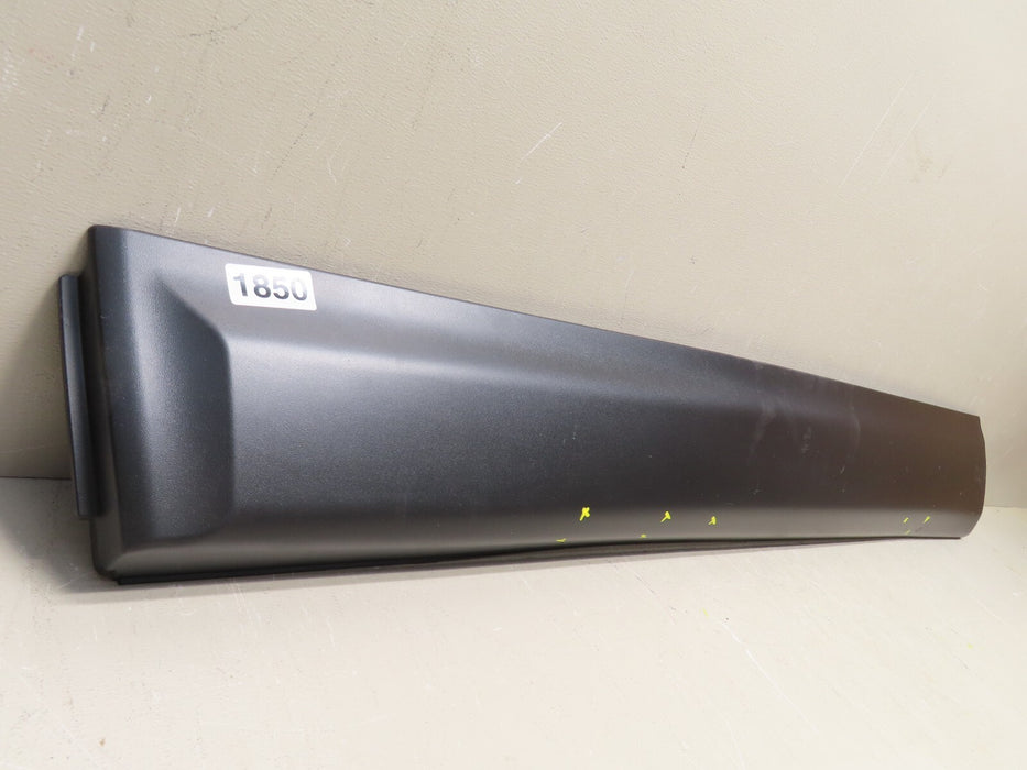 2017-2019 NISSAN ROGUE SPORT FRONT LEFT LOWER EXTERIOR DOOR TRIM OEM 80871-DF30A