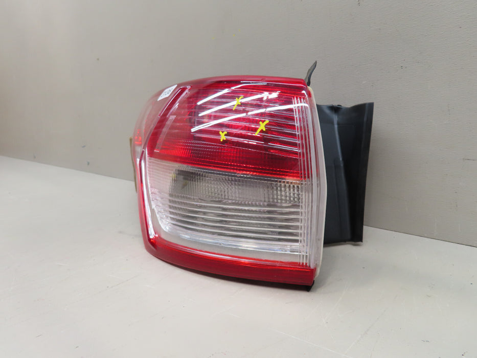 2013-2016 FORD ESCAPE REAR LEFT DRIVER TAIL LIGHT OUTER HALOGEN OEM
