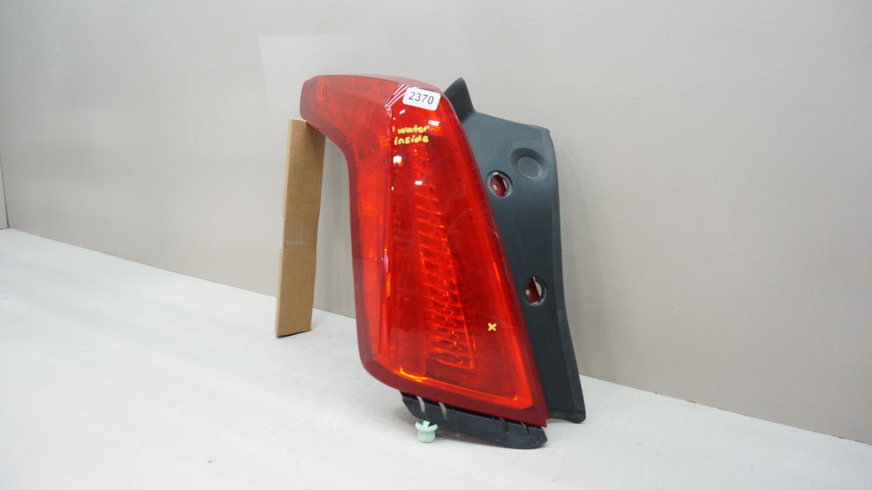 2017-2019 CADILLAC XT5 REAR LEF T DRIVERS SIDE TAIL LIGHT OEM