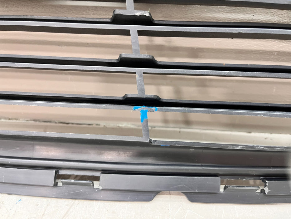 2013-2019 FORD TAURUS FRONT BUMPER LOWER GRILLE OEM DG13-17K945