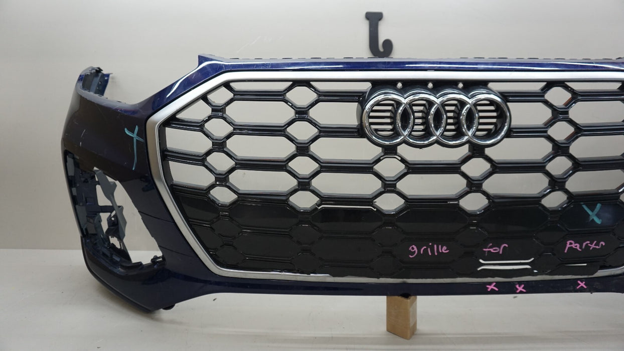 2021-2022 AUDI Q5 FRONT BUMPER COVER PANEL W/ GRILLE GRILL EMBLEM OEM 80A807062F