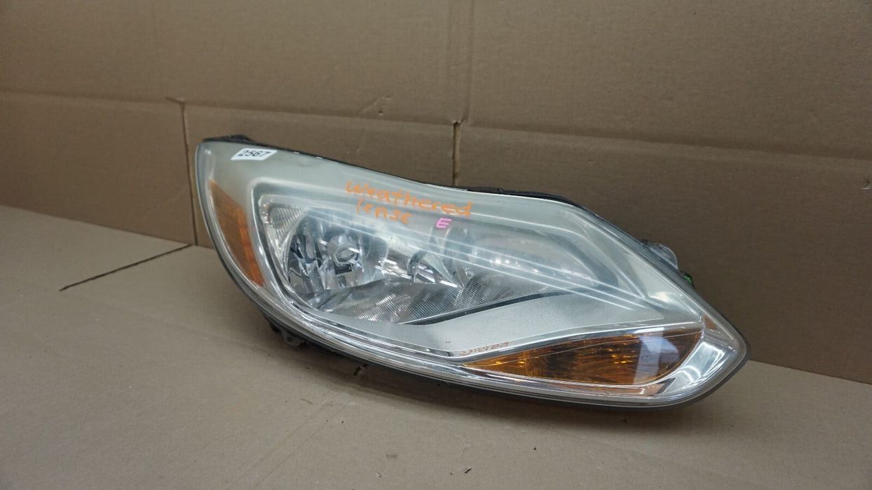 2012-2014 FORD FOCUS FRONT RIGHT PASSENGERS SIDE HEADLIGHT OEM 12 13 14