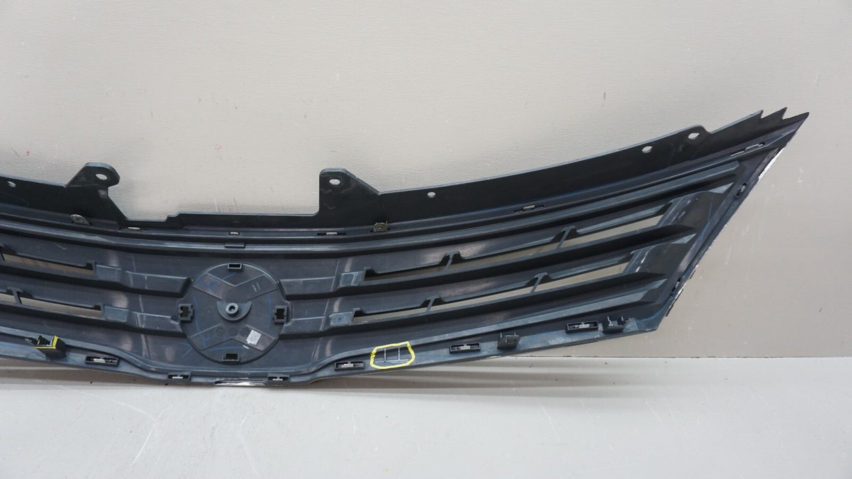 2010-2012 NISSAN VERSA FRONT MAIN GRILLE 62310 ZW80A OEM 10 11 12