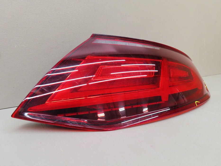 2016-2023  AUDI TT REAR RIGHT PASSENGER LED TAIL LIGHT OEM 880 945 096 C