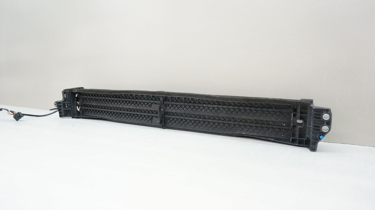 2017-2019 TOYOTA PRIUS LOWER ACTIVE AIR SHUTTER W / MOTOR OEM 5301947011