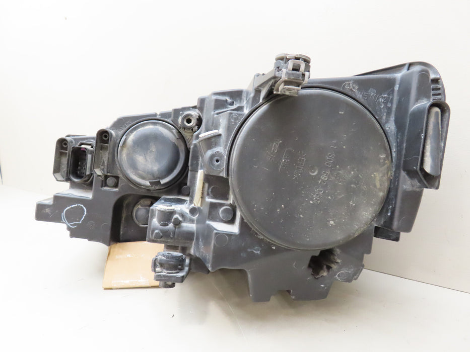 2016-2019 VOLKSWAGEN PASSAT FRONT RIGHT HEADLIGHT LAMP HALOGEN OEM