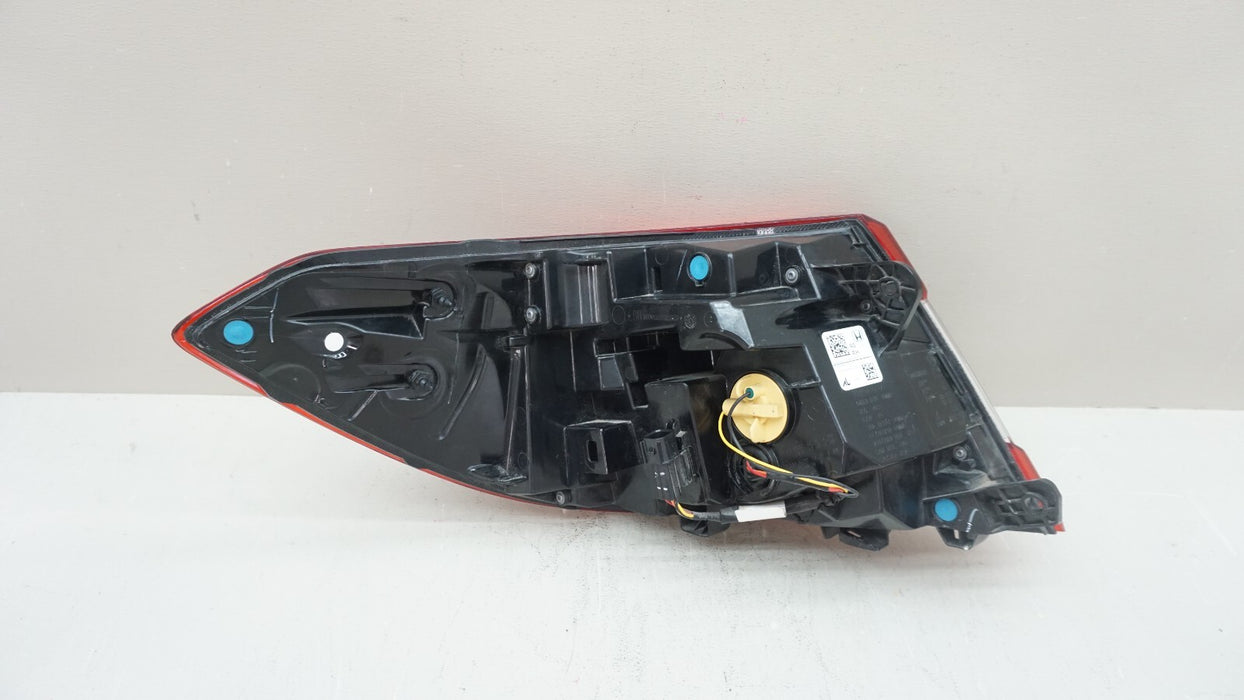 2018-2022 HONDA ACCORD REAR RH RIGHT PASSENGER SIDE OUTER TAIL LIGHT OEM
