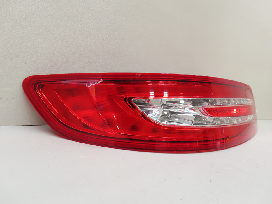 2015-2019 LINCOLN MKC REAR LEFT DRIVER SIDE TAIL LIGHT OEM