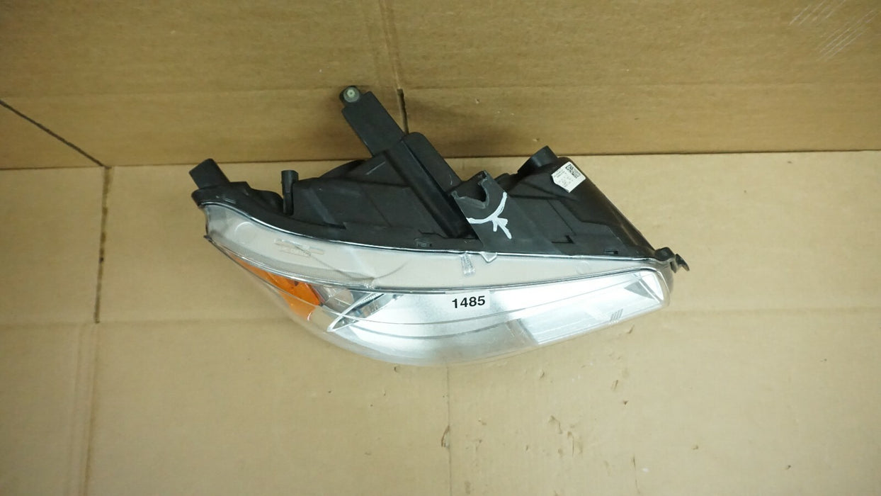 2008-2016 CHRYSLER TOWN AND COUNTRY RIGHT PASSENGER SIDE HALOGEN HEADLIGHT OEM