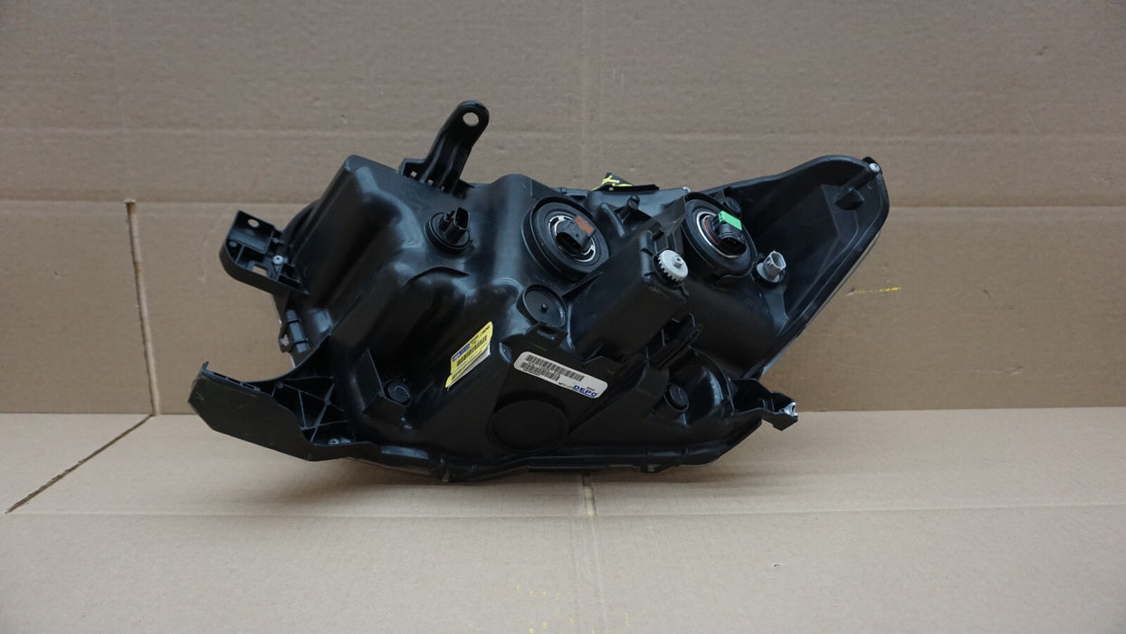 2016-2022 TOYOTA TACOMA FRONT RIGHT PASSENGERS SIDE HEADLIGHT CAPA