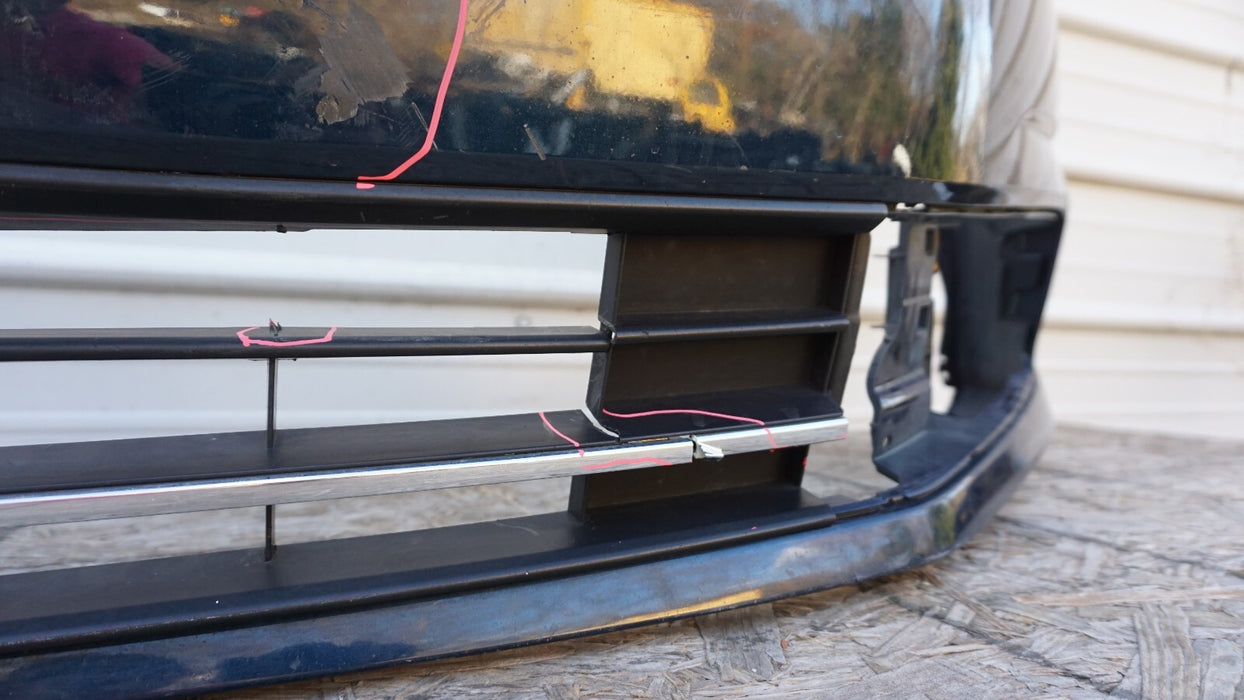 2016-2019 VOLKSWAGEN PASSAT FRONT BUMPER COVER OEM 16 17 18 19