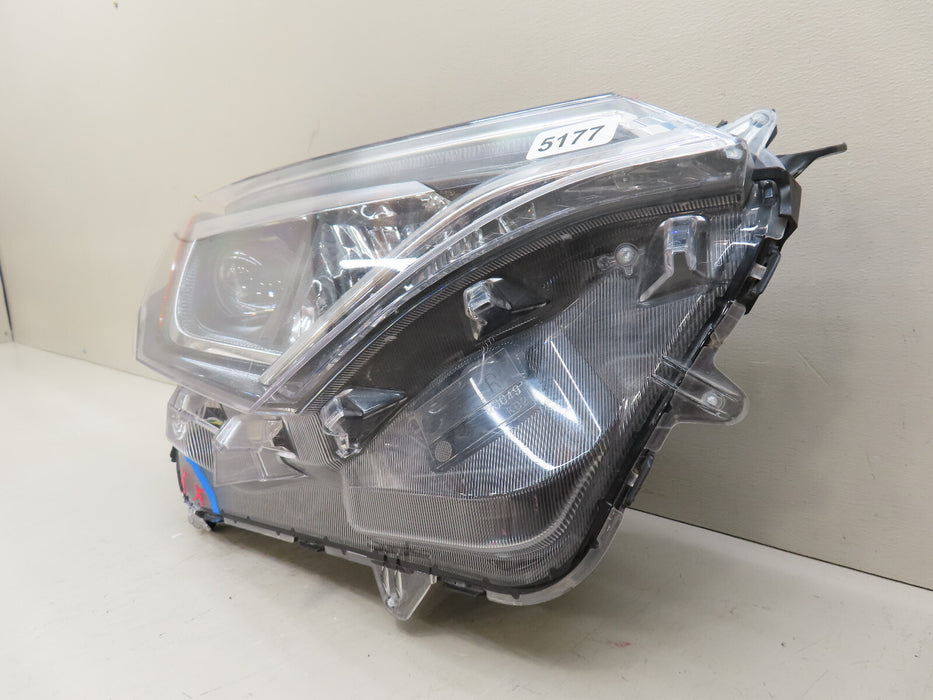 2016-2018 TOYOTA RAV4 HEADLIGHT FRONT PASSENGER RIGHT SIDE HALOGEN LAMP OEM
