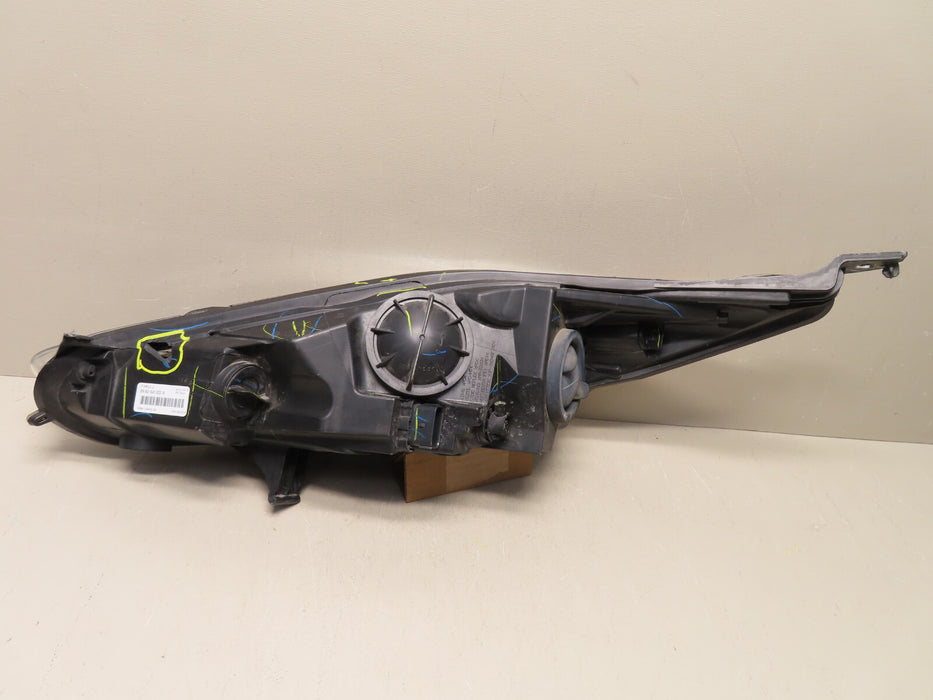 2014-2019 FORD FIESTA RIGHT PASSNGENGER HEADLIGHT HEADLAMP HALOGEN OEM