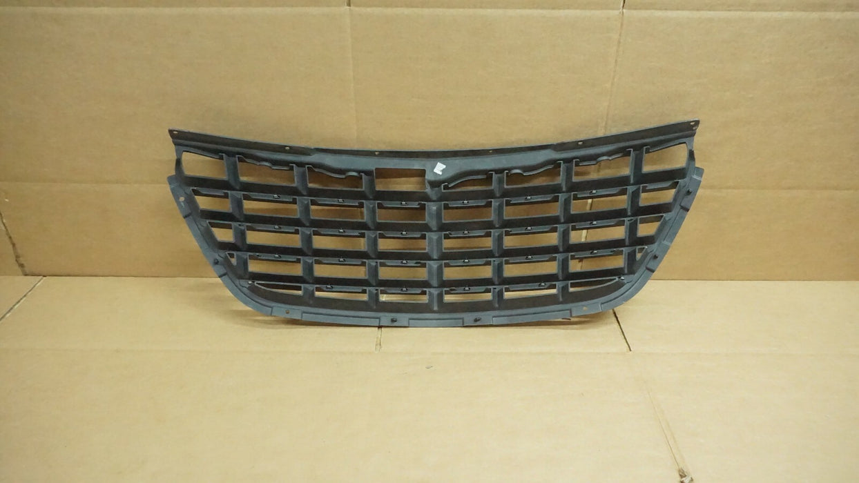 2004-2006 CHRYSLER PACIFICA FRONT RADIATOR GRILLE GRILL 15740ASM 04 05 06 OEM