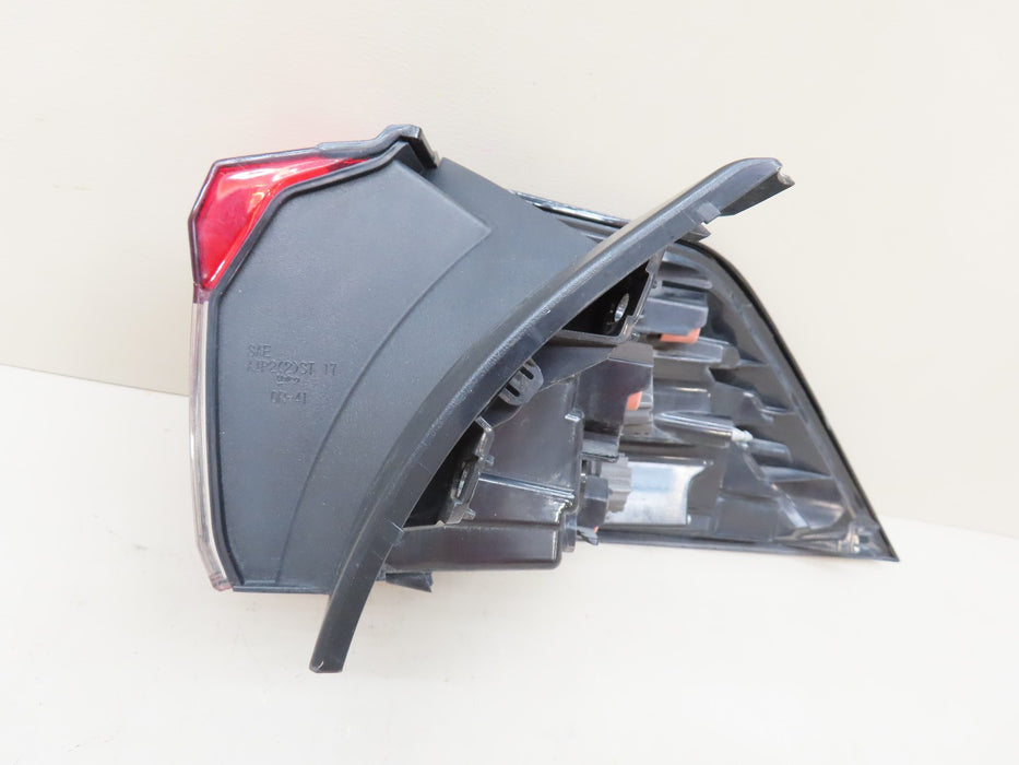 2019-2022 TOYOTA RAV4 REAR LEFT DRIVER SIDE TAIL LIGHT OEM 81560-0R09000