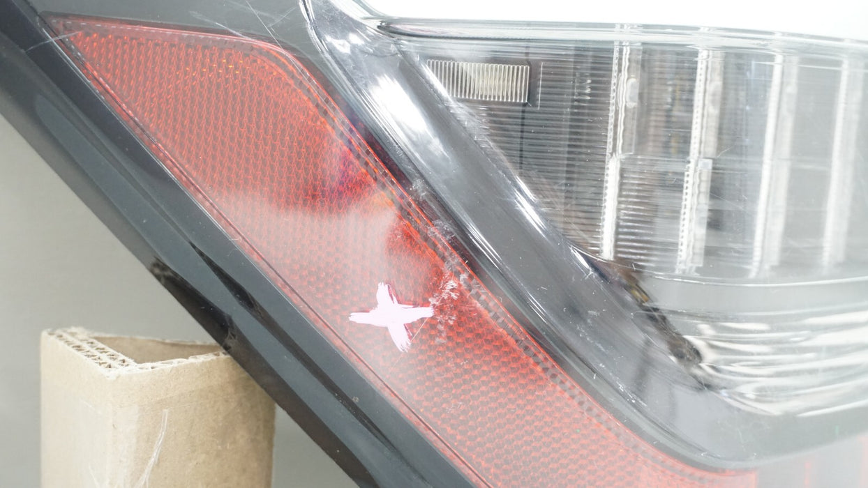 2014-2020 TOYOTA 4RUNNER FRONT LEFT DRIVERS SIDE TAIL LIGHT OEM