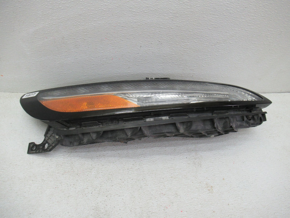 2014 - 2018 JEEP CHEROKEE RIGHT PASSENGER SIDE PARKING SIGNAL LIGHT LAMP OEM
