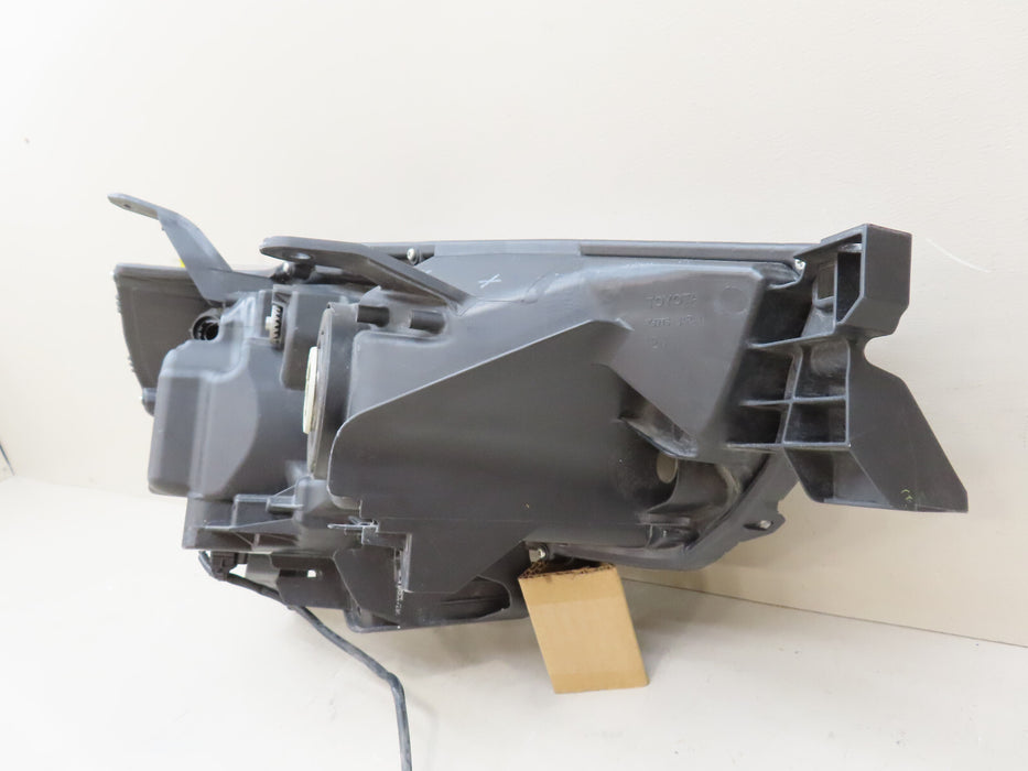 2014-2020 TOYOTA 4RUNNER LEFT DRIVER SIDE HEADLIGHT HALOGEN OEM