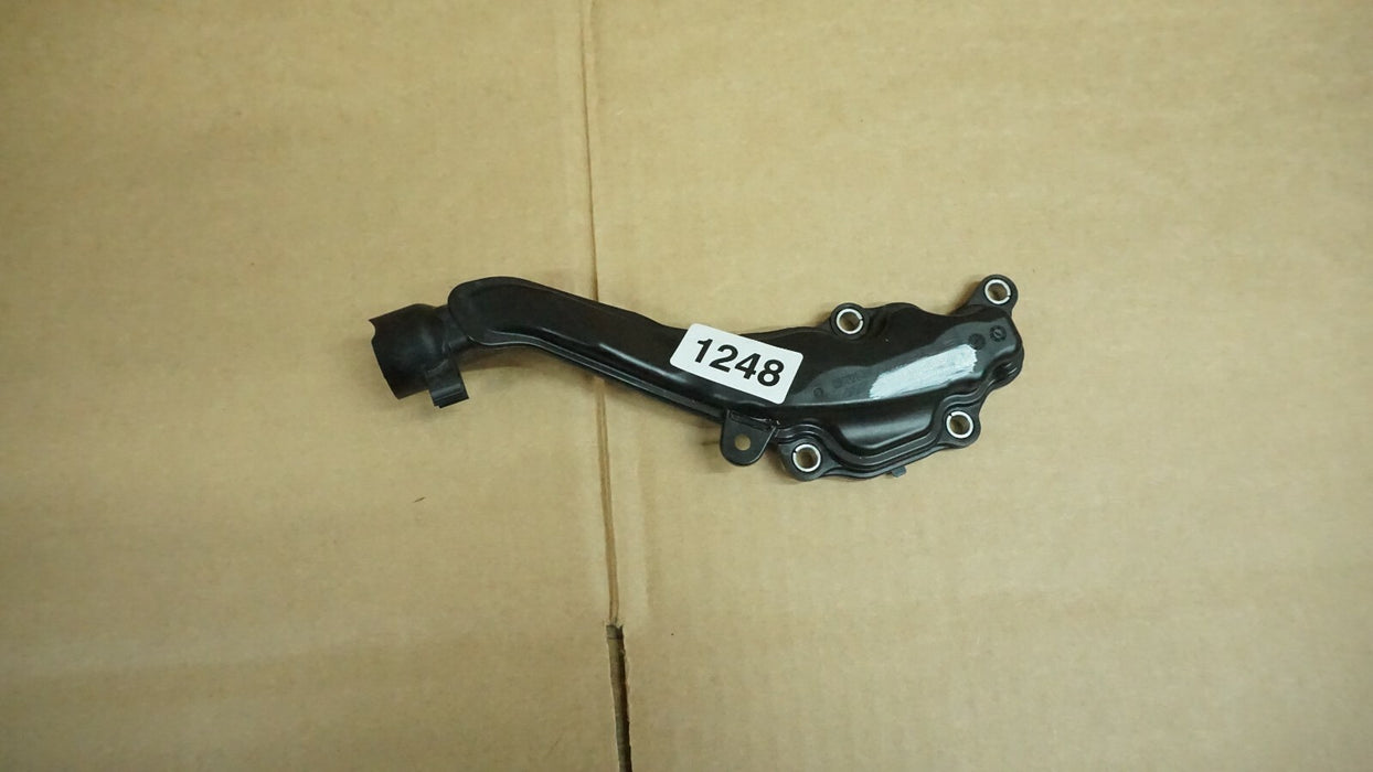 2016-2020 MERCEDES C63 AMG W205 LEFT SIDE HEAD CYLINDER BREATHER PIPE HOSE OEM