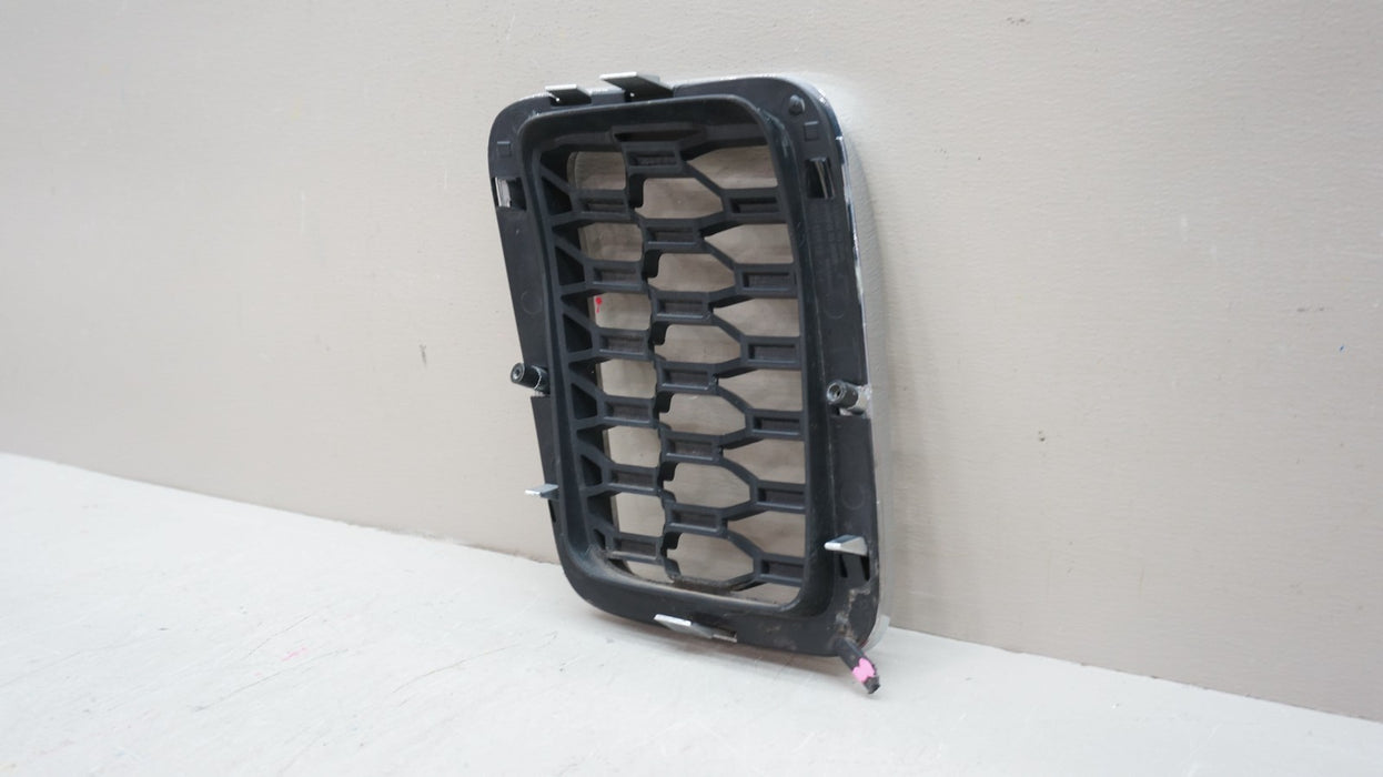 2017-2020 JEEP GRAND CHEROKEE FRONT GRILLE INSERT AFTERMARKET
