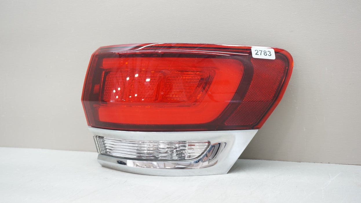 2014-2021 JEEP GRAND CHEROKEE REAR RIGHT PASSENGER SIDE OUTER TAIL LIGHT OEM
