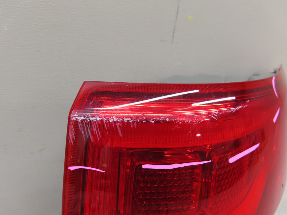 2014-2019 JEEP GRAND CHEROKEE RIGHT TAILLIGHT LAMP OEM P68110016AD