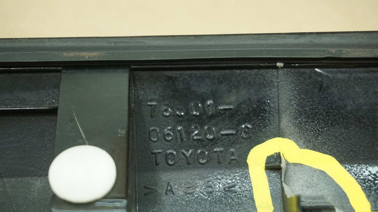 2007-2009 TOYOTA CAMRY GARNISH TAILGATE TRIM MOLDING OEM 76801-06120 07 08 09