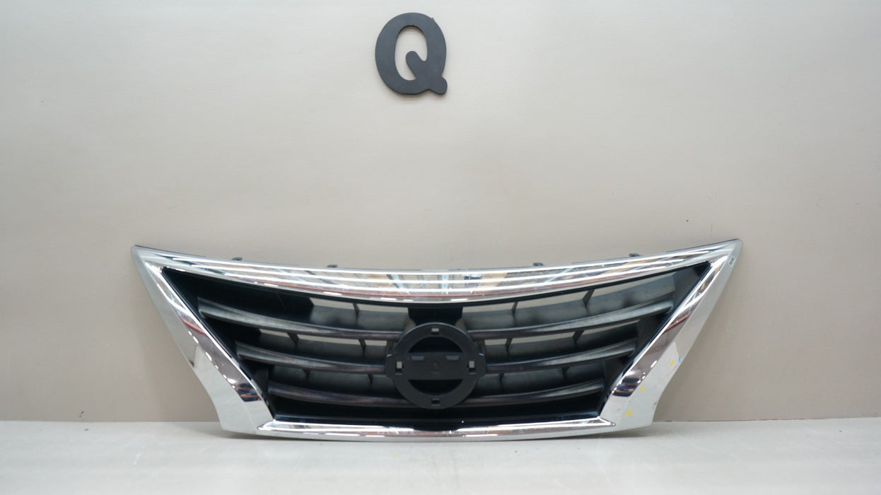 2015-2019 NISSAN VERSA FRONT BUMPER RADIATOR GRILLE OEM 623109KM0A