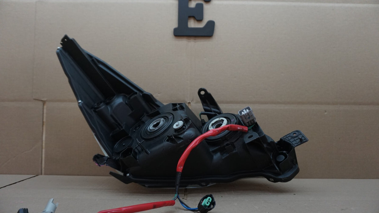 2014-2016 SUBARU FORESTER FRONT LEFT DRIVERS SIDE HEADLIGHT LED OEM 14 15 16